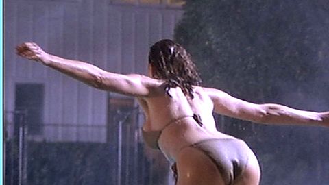 Pic: Kari Wuhrer in Final Examination (2003)