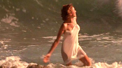 Pic: Kari Wuhrer in Sand (2000)