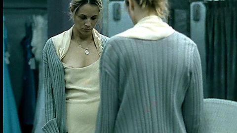 Pic: Maria Bello in Downloading Nancy (2008)