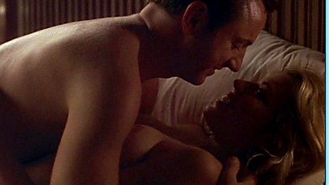 Pic: Amanda De Cadenet in Fall (1997)