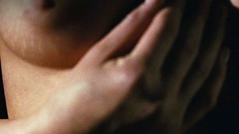 Pic: Sarah Michelle Gellar in Veronika Decides to Die (2009)