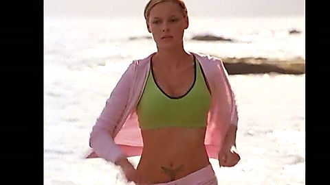 Pic: Katherine Heigl in Wuthering Heights (2003)