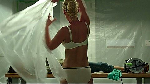 Pic: Katherine Heigl in Home Sweet Hell (2015)