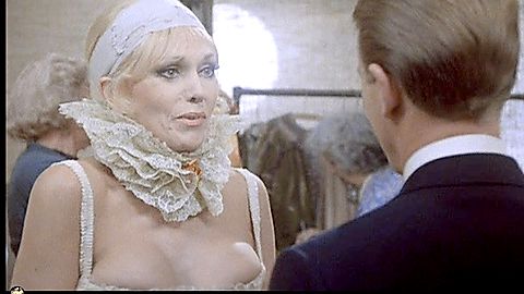 Pic: Kim Novak in The Mirror Crack'd (1980)