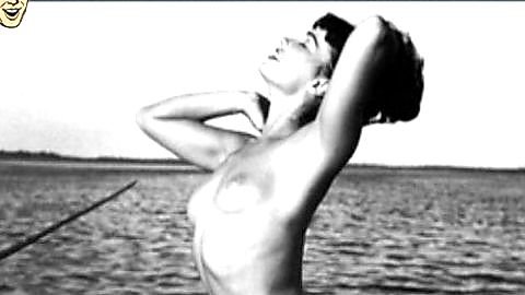 Pic: Bettie Page in Bettie Page: Dark Angel (2004)