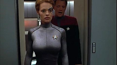 Pic: Jeri Ryan in Star Trek: Voyager (1995)