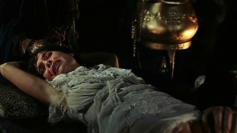 Pic: Melanie Shatner in Bloodstone: Subspecies II (1993)