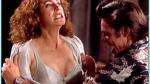 Pic: Sean Young in Ace Ventura: Pet Detective (1994)