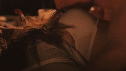 Pic: Rachael Leigh Cook in Red Sky (2014)