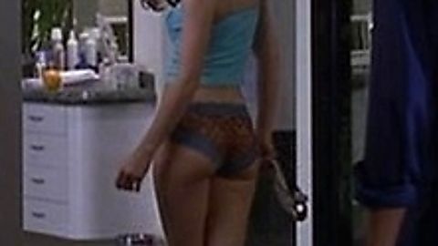 Pic: Jodi Lyn O'Keefe in Whatever It Takes (2000)