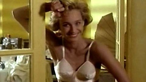 Pic: Kristin Scott Thomas in Le bal du gouverneur (1990)