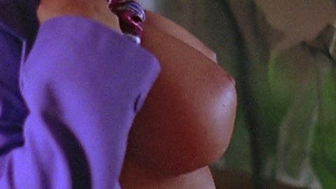 Pic: Tonie Perensky in Texas Chainsaw Massacre: The Next Generation (1994)