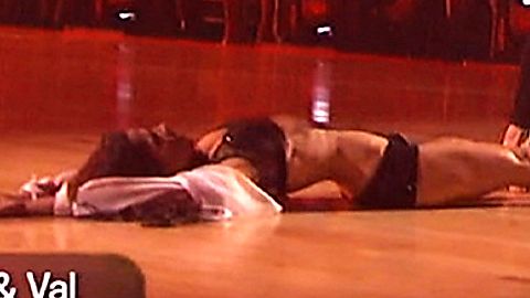 Pic: Kelly Monaco in Dancing with the Stars (2005)