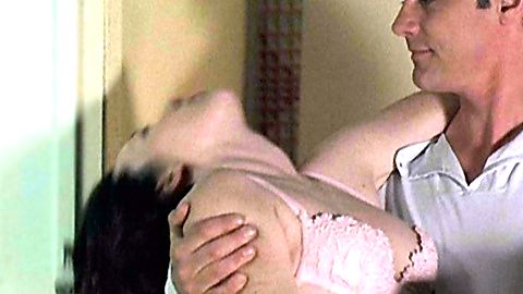 Pic: Molly Parker in Men with Brooms (2002)