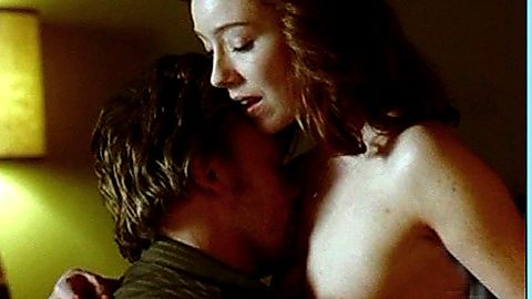 Pic: Molly Parker in Suspicious River (2000)