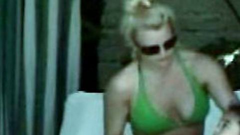 Pic: Britney Spears in E! True Hollywood Story (1996)