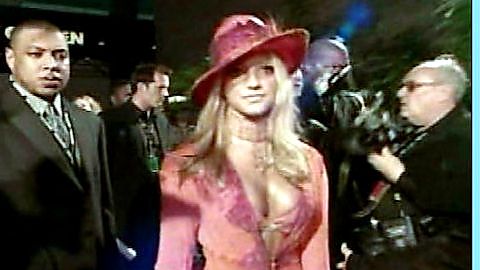 Pic: Britney Spears in E! True Hollywood Story (1996)