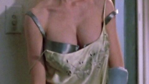 Pic: Anna Levine in Drunks (1995)