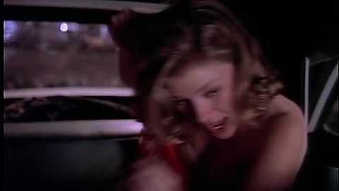 Pic: Julie Bowen in Runaway Daughters (1994)