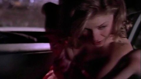 Pic: Julie Bowen in Runaway Daughters (1994)