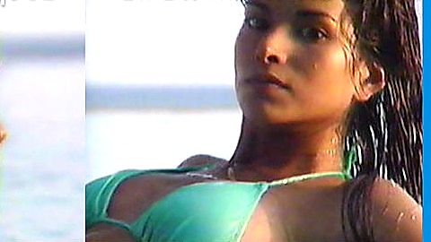 Pic: Patricia Velasquez in Sports Illustrated: Swimsuit 1994 (1994)