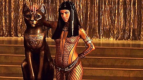 Pic: Patricia Velasquez in The Mummy (1999)