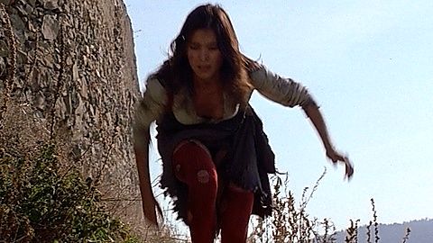 Pic: Patricia Velasquez in Beowulf (1999)