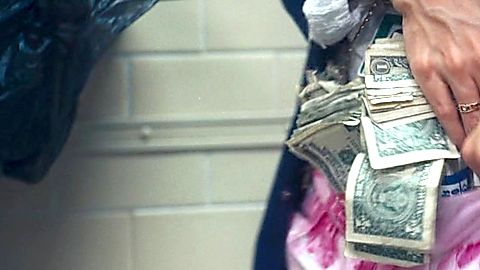 Pic: Katie Holmes in Mad Money (2008)