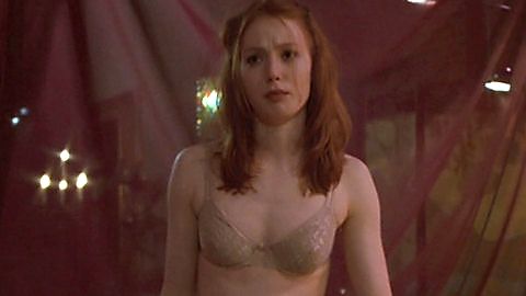Pic: Alicia Witt in Playing Mona Lisa (2000)