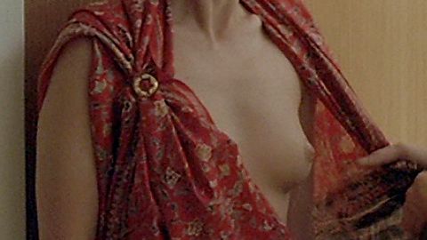 Pic: Virginie Ledoyen in Shall We Kiss? (2007)