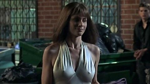 Pic: Amanda Peet in A Lot Like Love (2005)