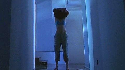Pic: Leelee Sobieski in The Glass House (2001)