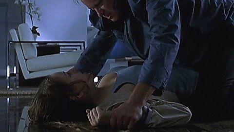Pic: Leelee Sobieski in The Glass House (2001)