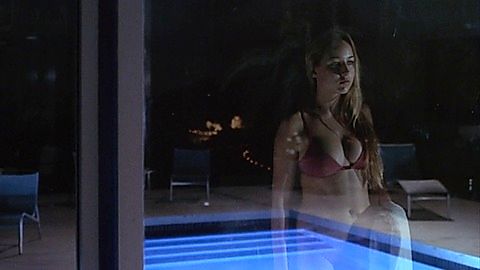 Pic: Leelee Sobieski in The Glass House (2001)