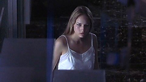 Pic: Leelee Sobieski in The Glass House (2001)