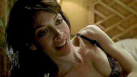 Pic: Illeana Douglas in Point of Origin (2002)