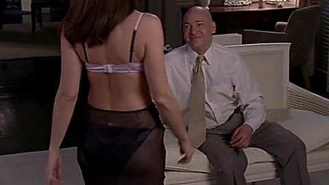 Pic: Kristin Davis in Sex and the City (1998)