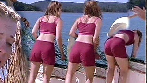 Pic: Melissa Joan Hart in Sabrina, Down Under (1999)