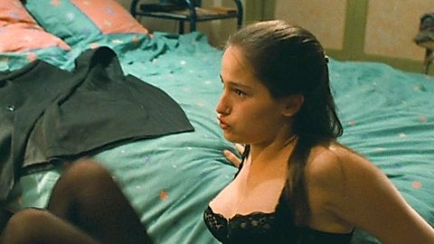 Pic: Marie Gillain in The Bait (1995)
