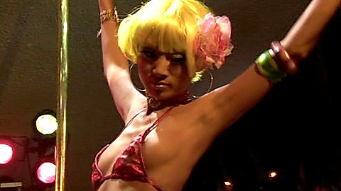 Pic: Bai Ling in A Beautiful Life (2008)