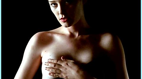 Pic: Pamela Gidley in Liebestraum (1991)