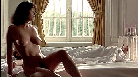 Pic: Polly Walker in 8 ½ Women (1999)