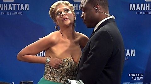 Pic: Kristen Johnston in The Exes