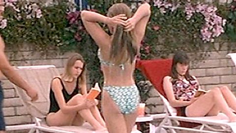 Pic: Christine Taylor in A Very Brady Sequel (1996)