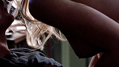 Pic: Amy Smart in Road Trip (2000)