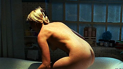 Pic: Amy Smart in Mirrors (2008)