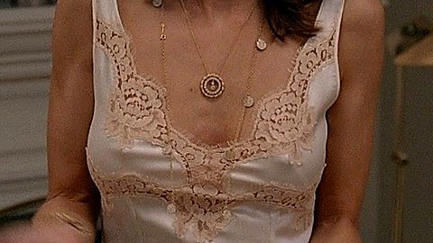 Pic: Perrey Reeves in Entourage (2004)