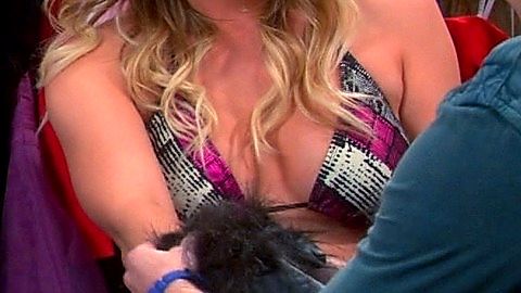 Pic: Kaley Cuoco in The Big Bang Theory (2007)