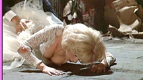 Pic: Ellen Greene in Little Shop of Horrors (1986)