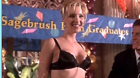 Pic: Lisa Kudrow in Romy and Michele's High School Reunion (1997)